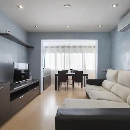 Apartamento Playa Con Piscina Parking Y 2 Habitac Castelldefels Εξωτερικό φωτογραφία