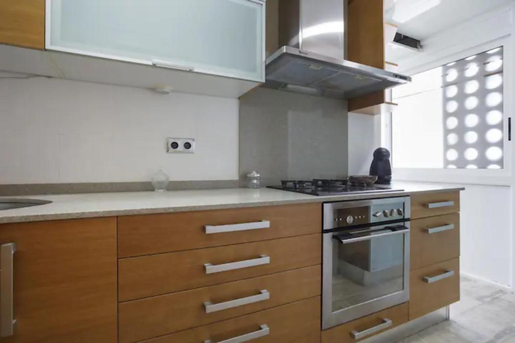 Apartamento Playa Con Piscina Parking Y 2 Habitac Castelldefels Εξωτερικό φωτογραφία